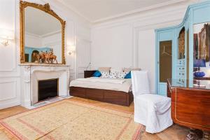 Hotel Avenue De Breteuil *